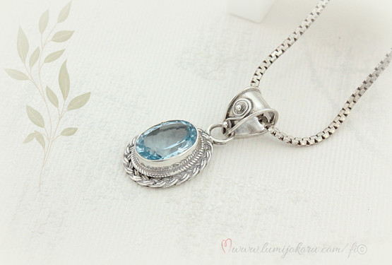 Hopeariipus sinisellä kivellä