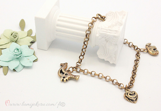 Kalevala koru Hela rannekoru pronssi