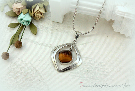 Hopeinen riipus tiikerinsilmä 