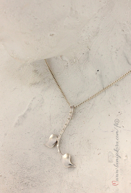 Sassi design Tunnelma kaulakoru hopeaa