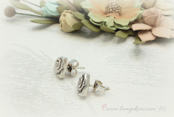 Kalevala koru Ruusu tappikorvakorut hopea