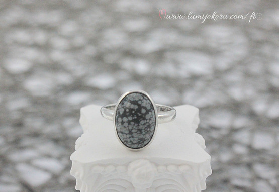 Sormus 17,5mm hopeaa