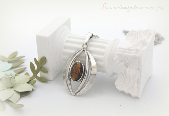 Hopeariipus tiikerinsilmä 