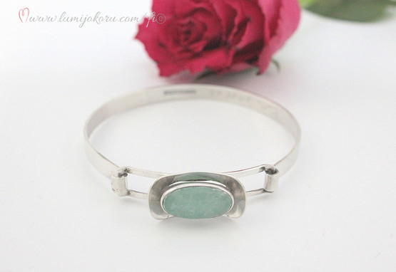 Rannekoru vuodelta 1966