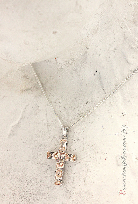 Hopeinen ristiriipus