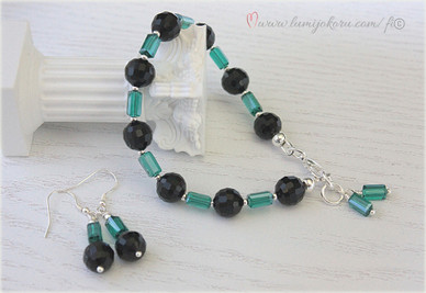 HELMIRANNEKORU JA KORVAKORUT