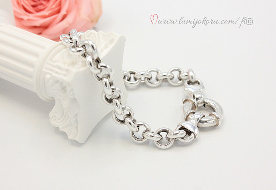 Hopeinen paksu papuketju