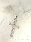 Iso ristiriipus hopeaa 