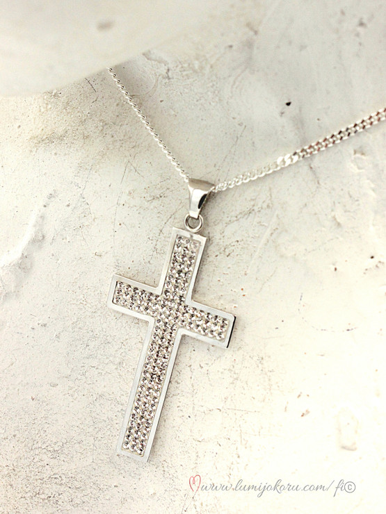 Iso ristiriipus hopeaa 