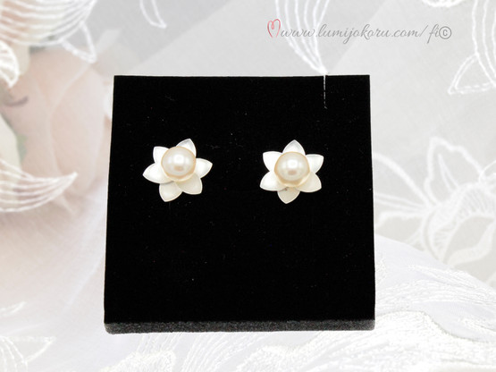 Lumme korvakorut hopeaa