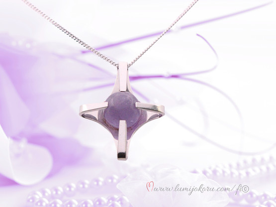 Elis Kauppi riipus ametistilla v.1963