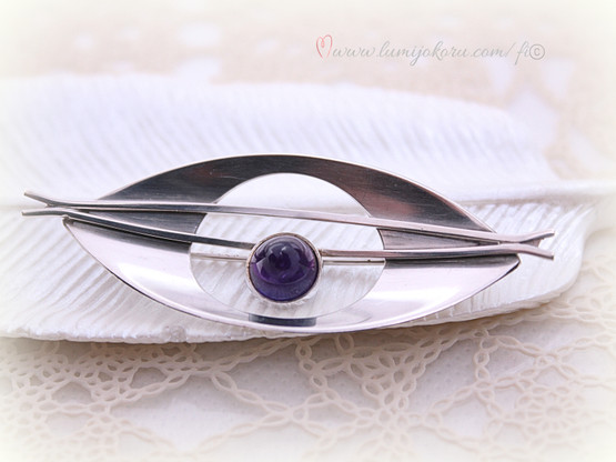 Rintakoru Elis Kauppi ametistilla v.1960