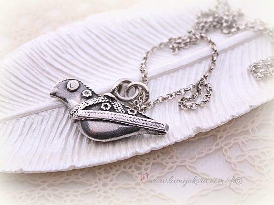 Kalevala koru Hattulan lintu hopea