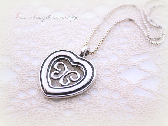 Kalevala koru Utajärven sydän hopea