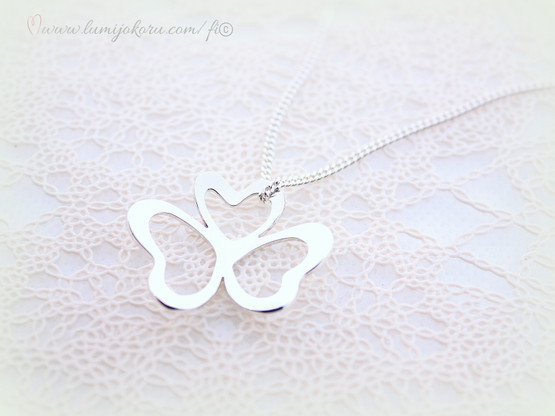 Kalevala koru Sydänystävä riipus hopea