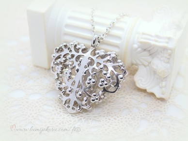 Lumoava Bella kaulakoru