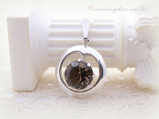 Hopeariipus savukvartsilla