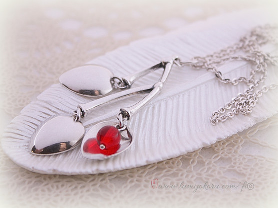 Kalevala Koru Tunturimarja kaulakoru hopea