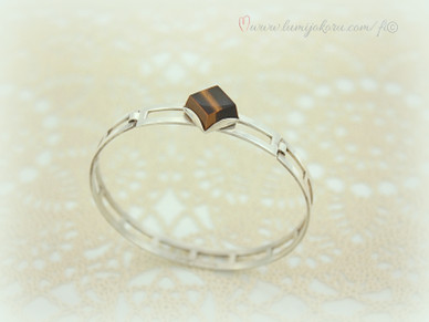 Rannekoru vuodelta 1964