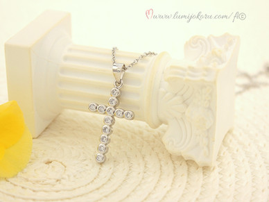 Hopeinen ristiriipus