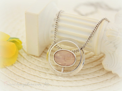 Hopeariipus ruusukvartsilla v.1966