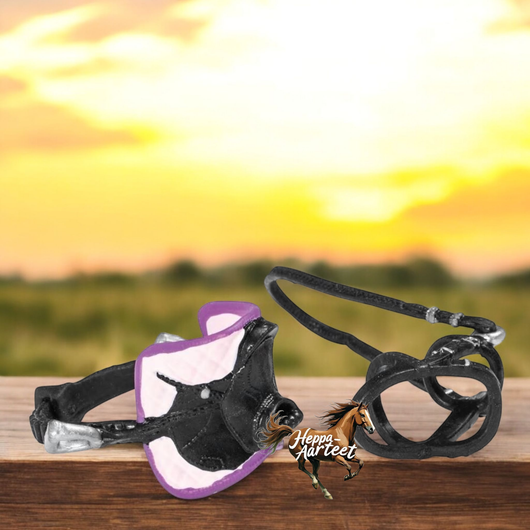 Schleich Poni satula ja suitset Second Hand 