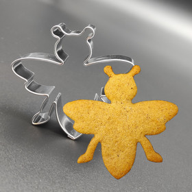 COOKIE CUTTER HONEY BEE