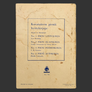 PIENI PERHOSKIRJA