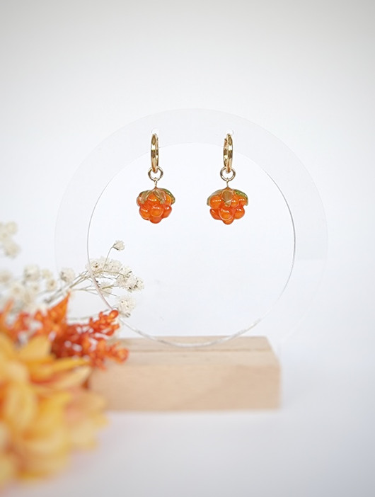 Lakka-korvakorut (kulta)