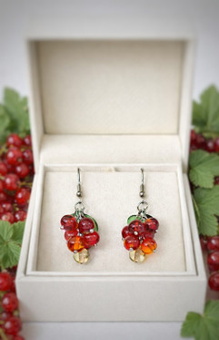 Punaherukka-korvakorut