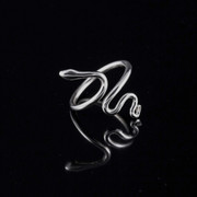 Käärme-sormus (Tilaustuote) 