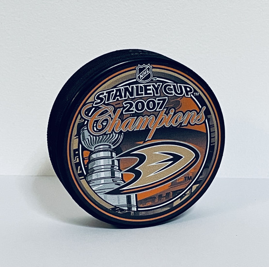Teemu Selänne Stanley Cup -kiekko + teline