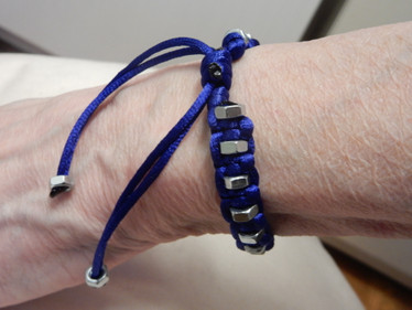 Sini-musta ranneke mutterikoristein