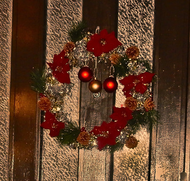 Jouluinen ovikranssi