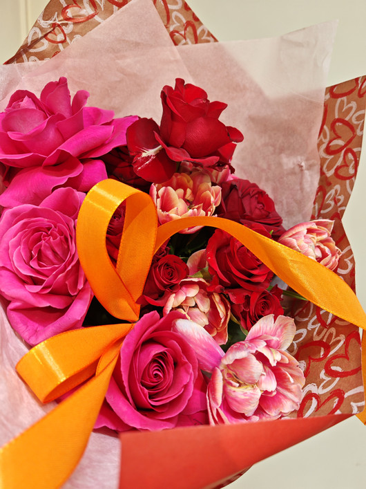 Bouquet Roses and more