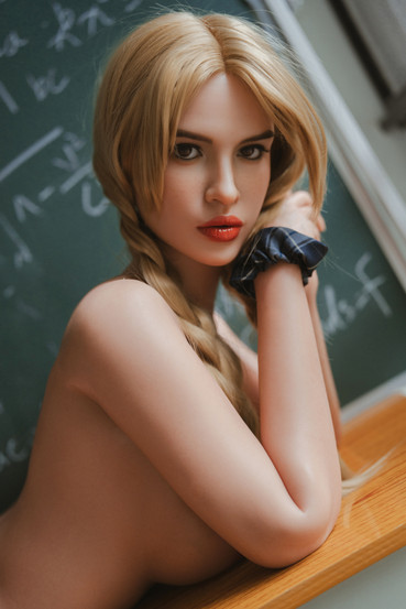 Chloe seksinukke