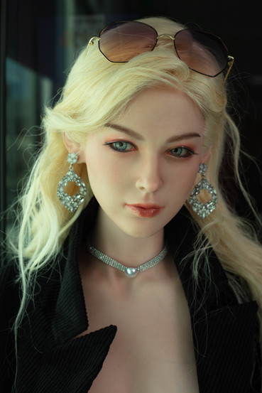 Lubby seksinukke 174cm