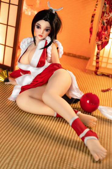 Olivia Miniseksinukke 88cm