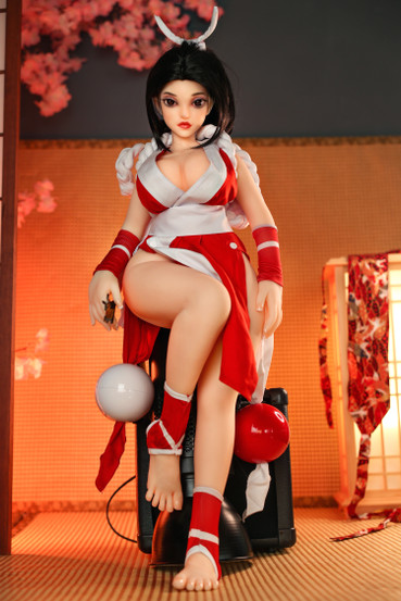 Olivia Miniseksinukke 88cm