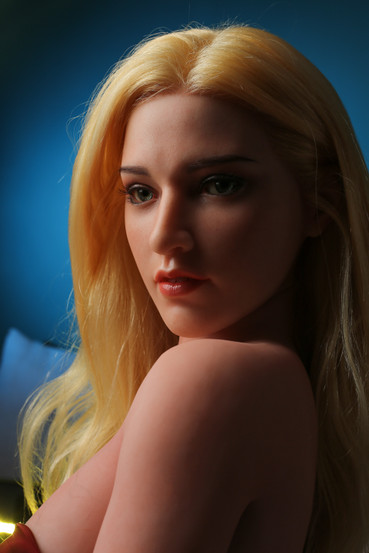 Bella – blondi 171cm TPE-seksinukke C-kupilla