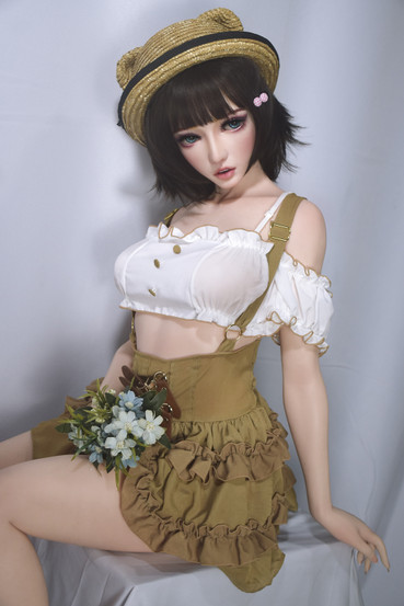 Sawako – Elsa Babe 150 cm Platinum Silicone seksinukke