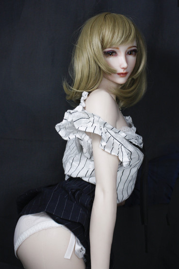 Yuka 102 cm Silikoninen Seksinukke – Anime-tyylinen Mini Elsa Babe
