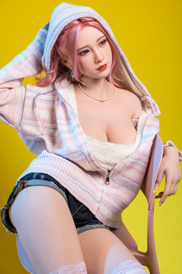 Aria – 170 cm Silikoni Seksinukke
