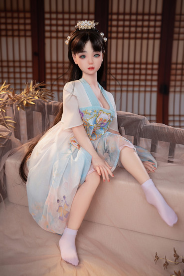 Shiori seksinukke