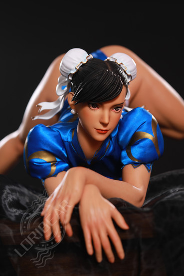 Chun-Li miniseksinukke
