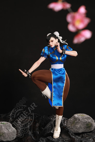 Chun-Li miniseksinukke