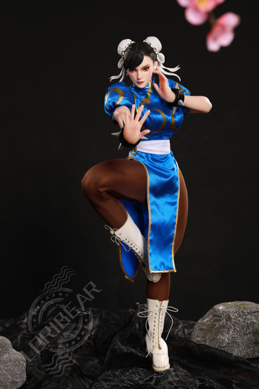 Chun-Li miniseksinukke
