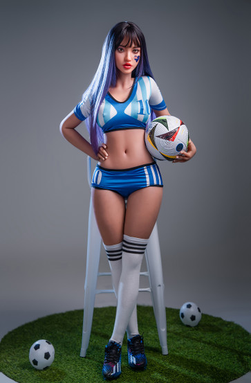 Mikaela – Urheilullinen futisfania seksinukke