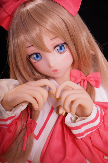 Shizuki anime seksinukke