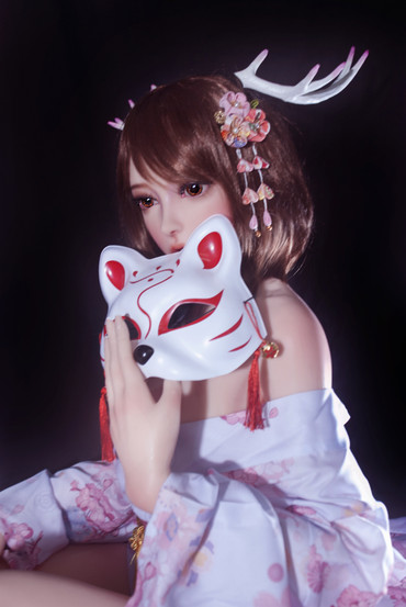 Mitsuki 150 cm Silikoninen Seksinukke – Fantasia Anime Elsa Babe